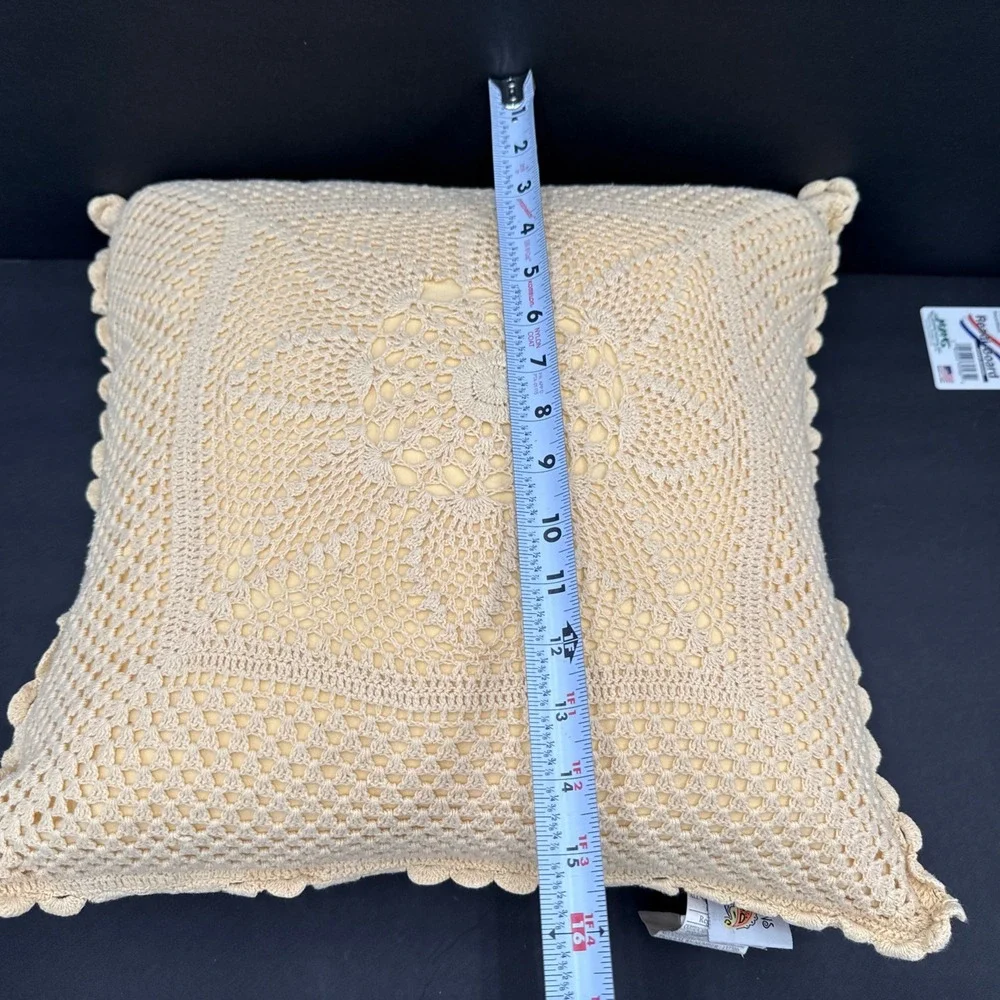 Vtg Star Crochet Devi Designs Feather Filled Pillow Back  Zipper‎ Closure